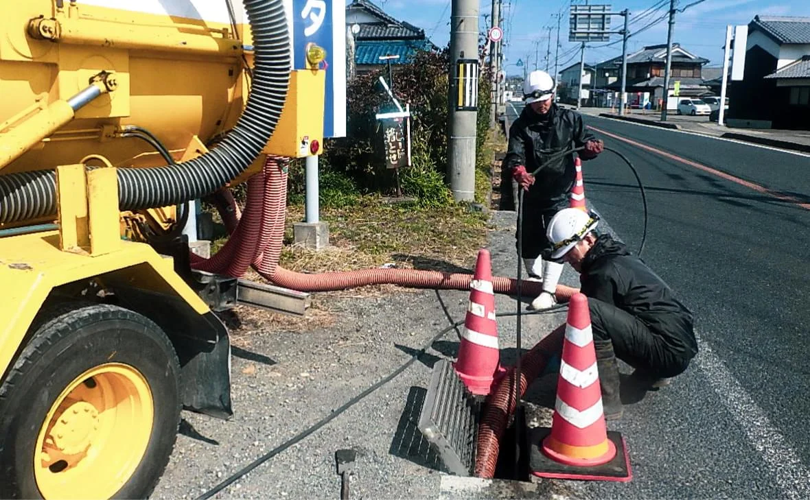 04路面・側溝・管渠清掃
